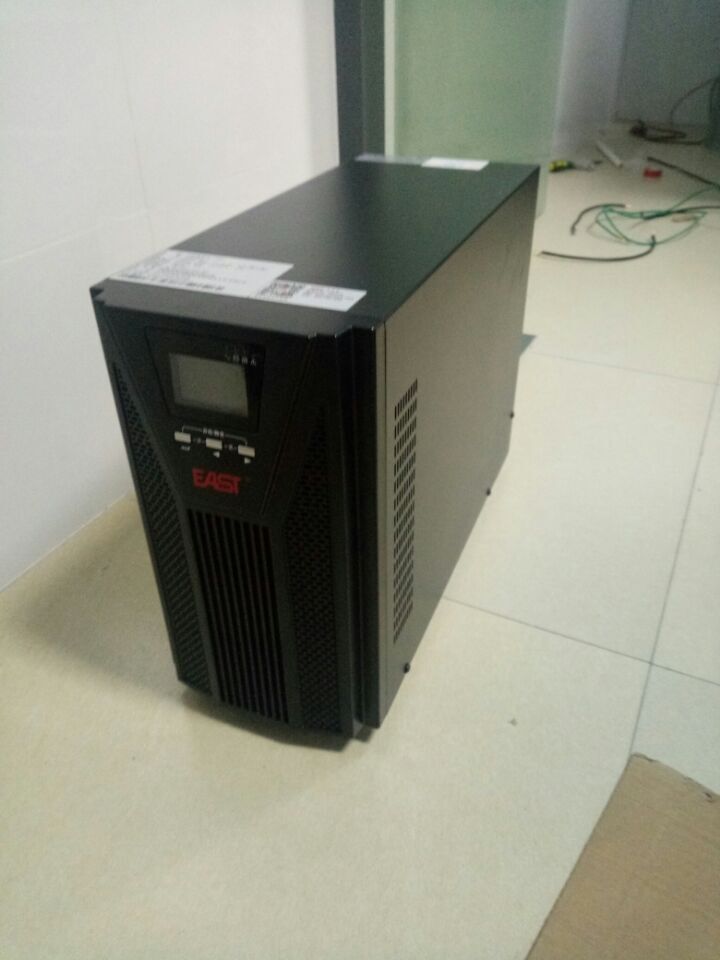 EA902S 2KVA UPSԴ