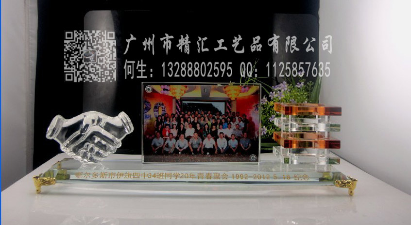 周口同學(xué)聚會(huì)紀(jì)念品廠(chǎng)家，周口大學(xué)校友紀(jì)念品廠(chǎng)家
