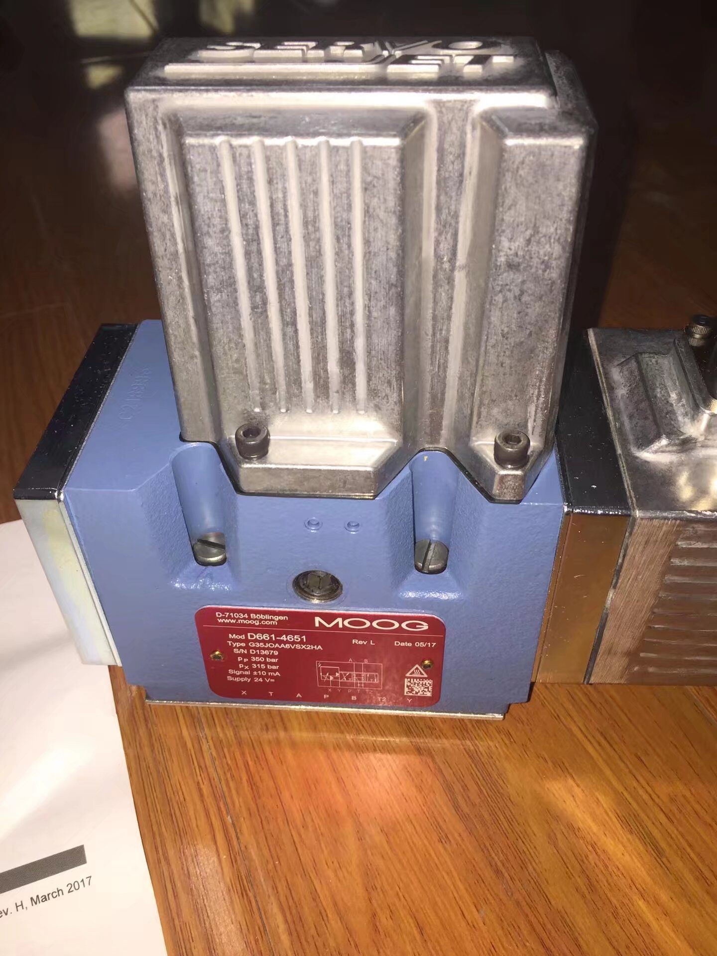 Ͼ¸MOOGŷyD673-5705-0001  ϾA