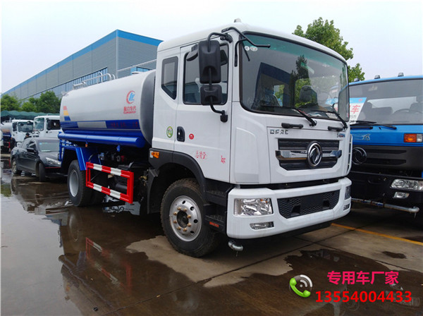 8方灑水車_武漢道路灑水車報(bào)價(jià)