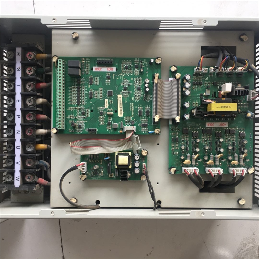ABB׃l     ACS550-01-023A-4      ɽ|