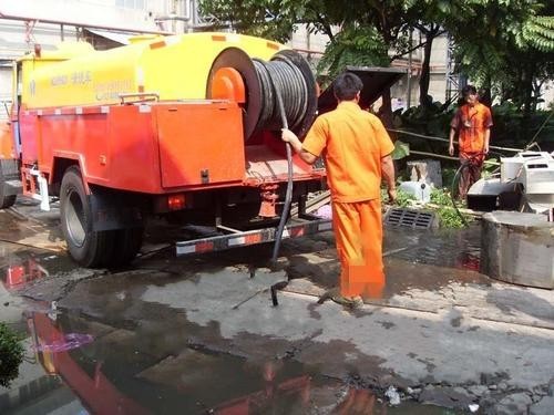 無(wú)錫移動(dòng)廁所抽糞 雨水管道清洗 管道疏通電話